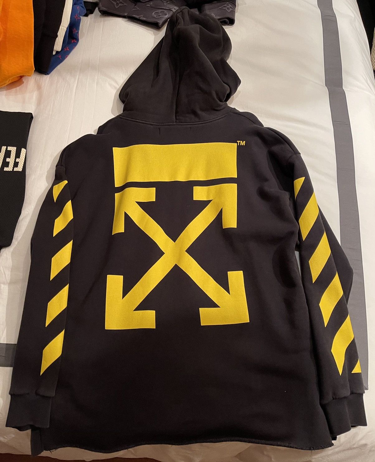 Off-White Off-White yellow pattern Oversized hoodie Size US M / EU 48-50 / 2 - 2 Thumbnail