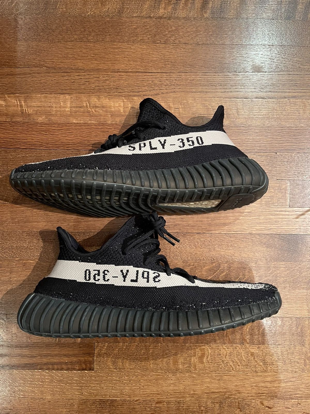 Adidas × Kanye West Adidas Yeezy Boost 350 V2 ‘Core Black White) Shoes Size US 11 / EU 44 - 2 Thumbnail