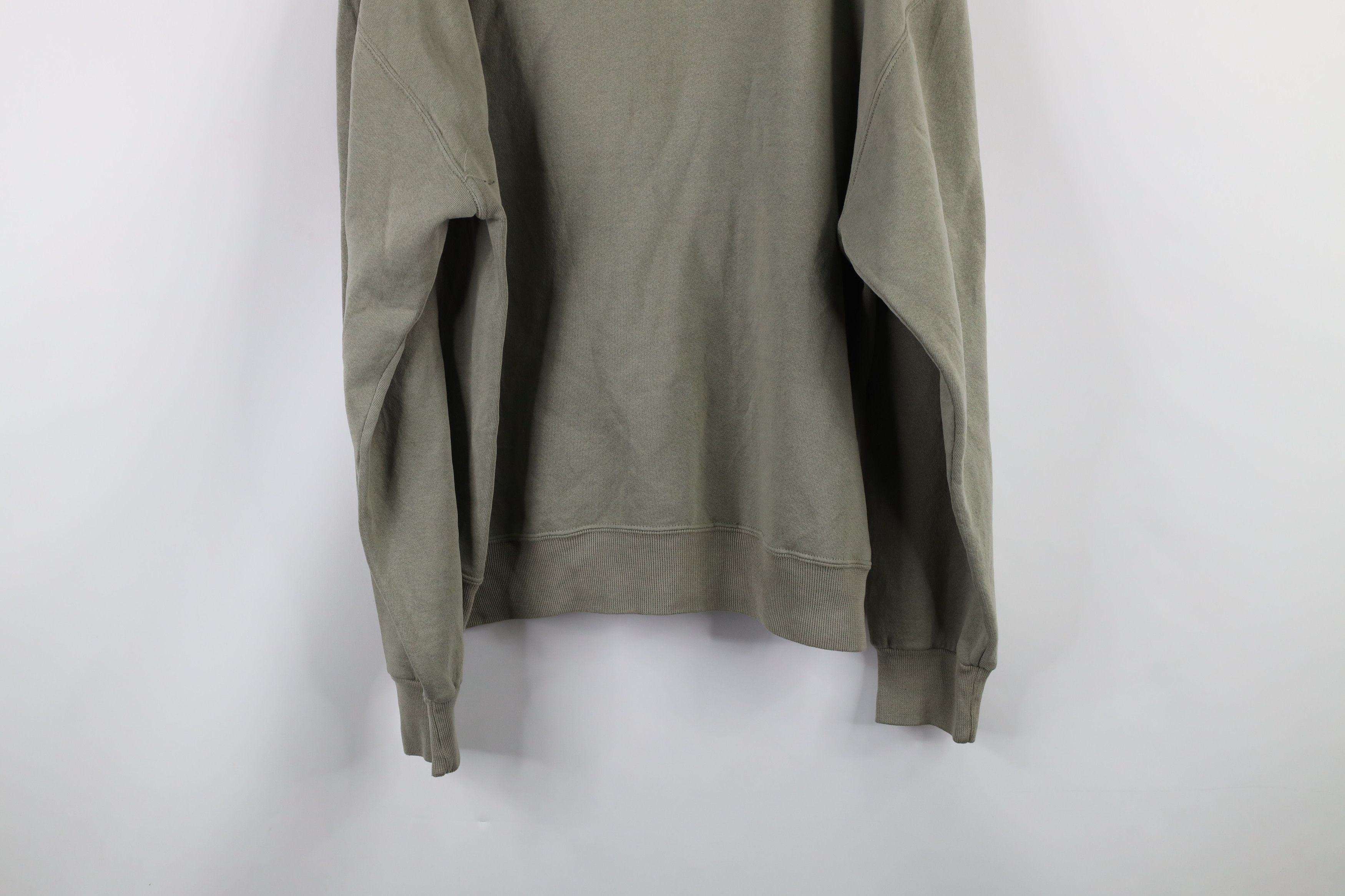 Russell Athletic × Vintage Vintage Russell Athletic Crewneck Sweatshirt Moss Green Size US L / EU 52-54 / 3 - 10 Thumbnail