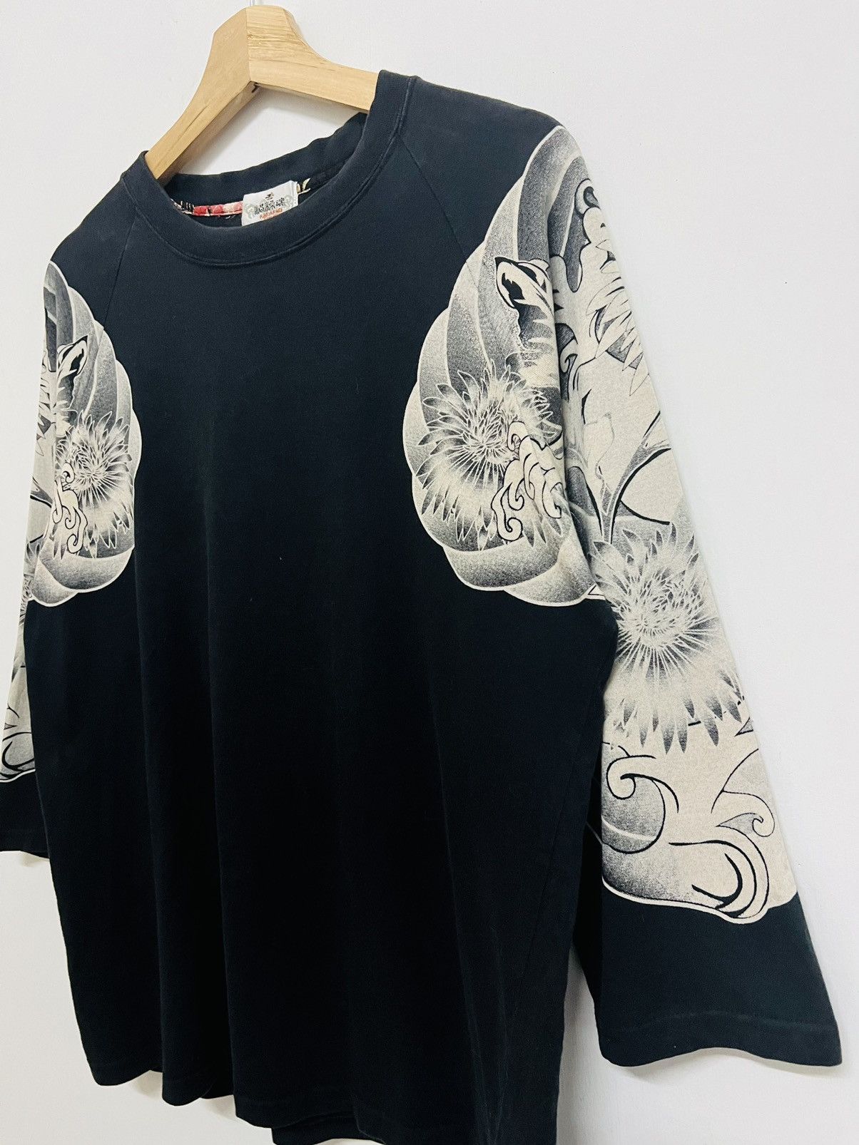 Japanese Brand Karakuri Tamashi Dragon Tattoo Longsleeve Tee Size US L / EU 52-54 / 3 - 2 Thumbnail