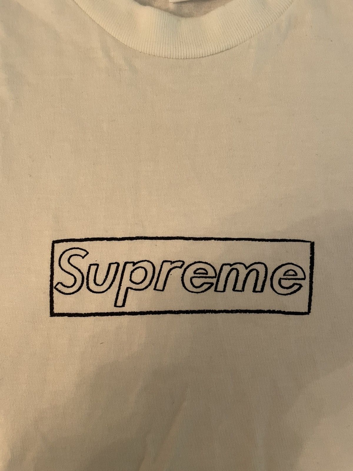 Kaws × Supreme Supreme KAWS Chalk Logo Tee White size small Size US S / EU 44-46 / 1 - 2 Thumbnail