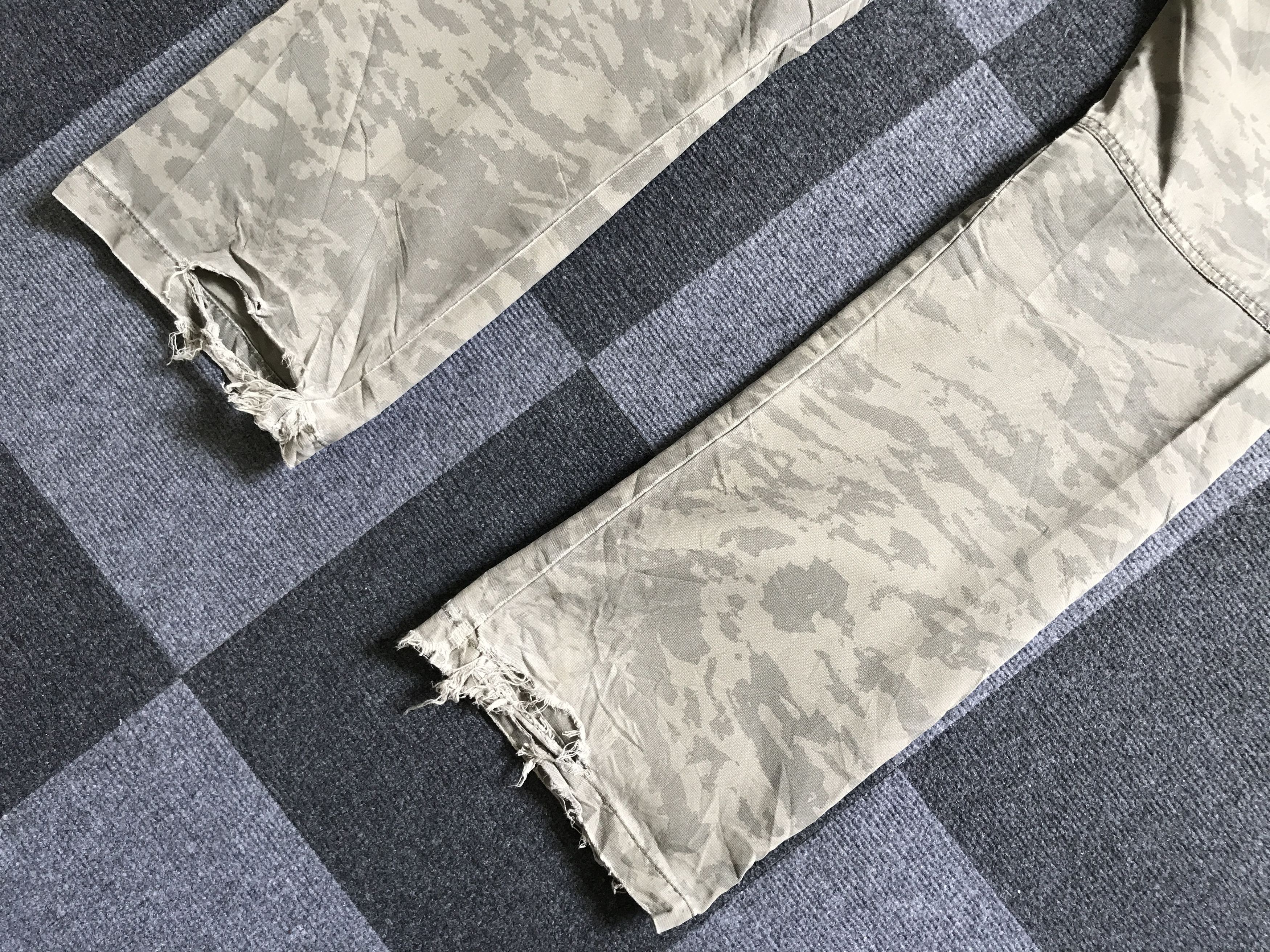 Japanese Brand CP152 VACHE Camo Military Cargo Pant Size US 31 - 11 Thumbnail