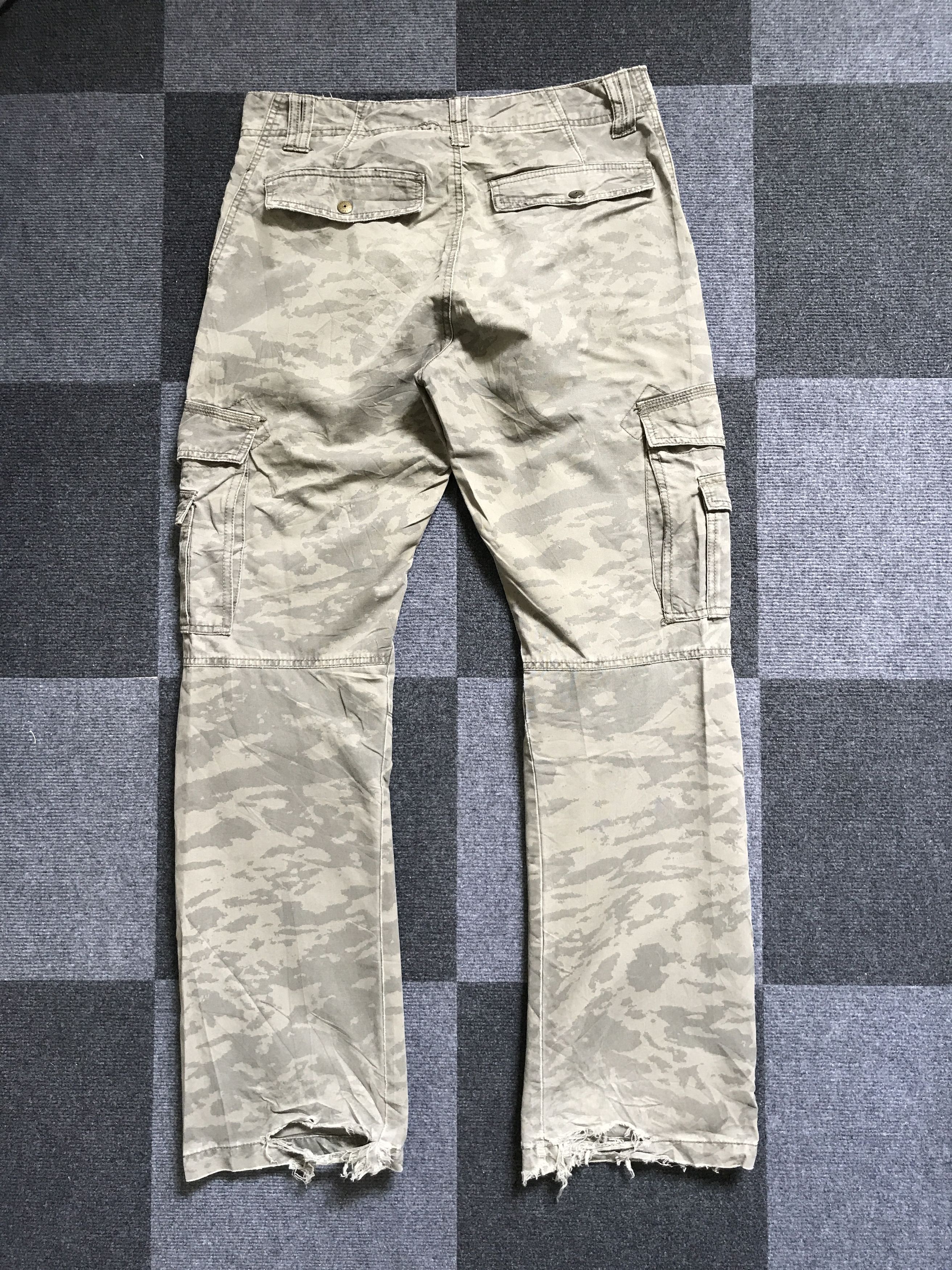 Japanese Brand CP152 VACHE Camo Military Cargo Pant Size US 31 - 8 Thumbnail