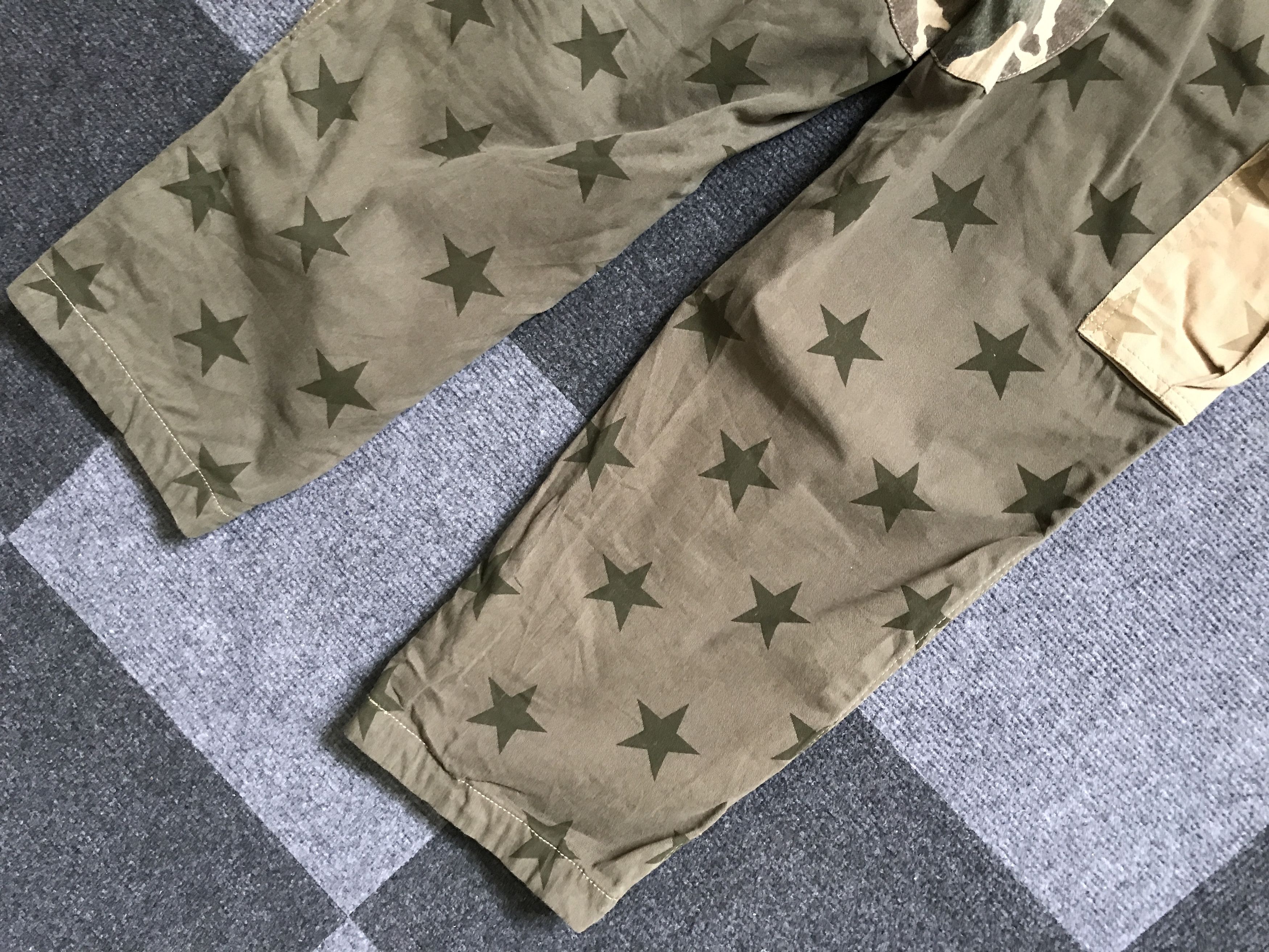 Japanese Brand CP174 LAUDRY Japan 3 Tones Full Print Cropped Cargo Pant Size US 33 - 8 Thumbnail