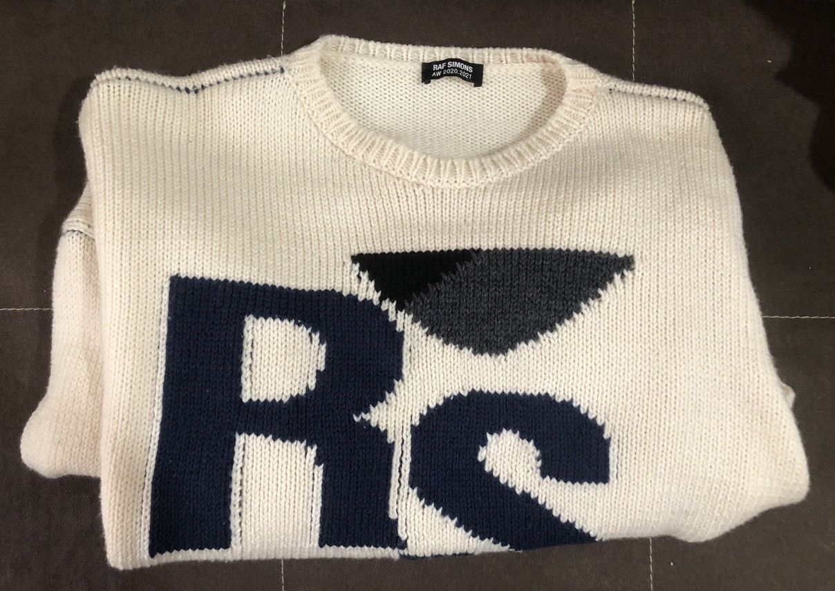 Raf Simons Raf Simons iconic “RS” cropped sweater Size US M / EU 48-50 / 2 - 1 Thumbnail