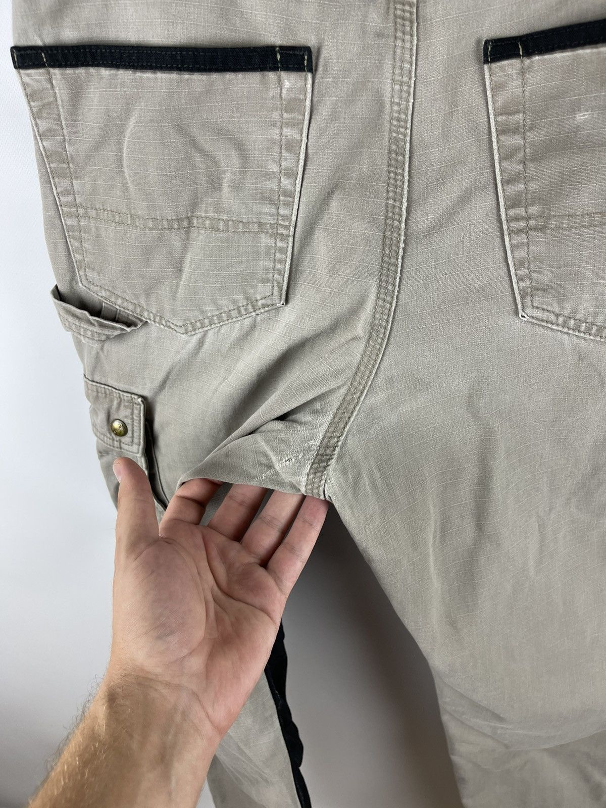 Carhartt Carhartt vintage worker cargo distressed double knee pants Size US 32 / EU 48 - 22 Thumbnail