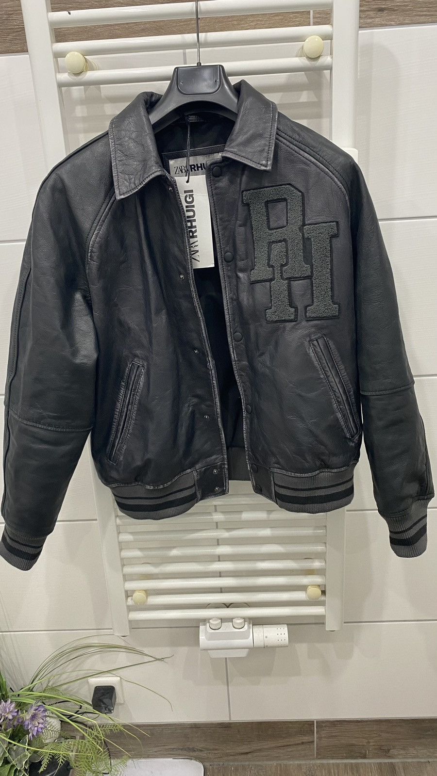 Zara VINTAGE LEATHER JACKET ZARA X RHUIGI LIMITED EDITION | Grailed