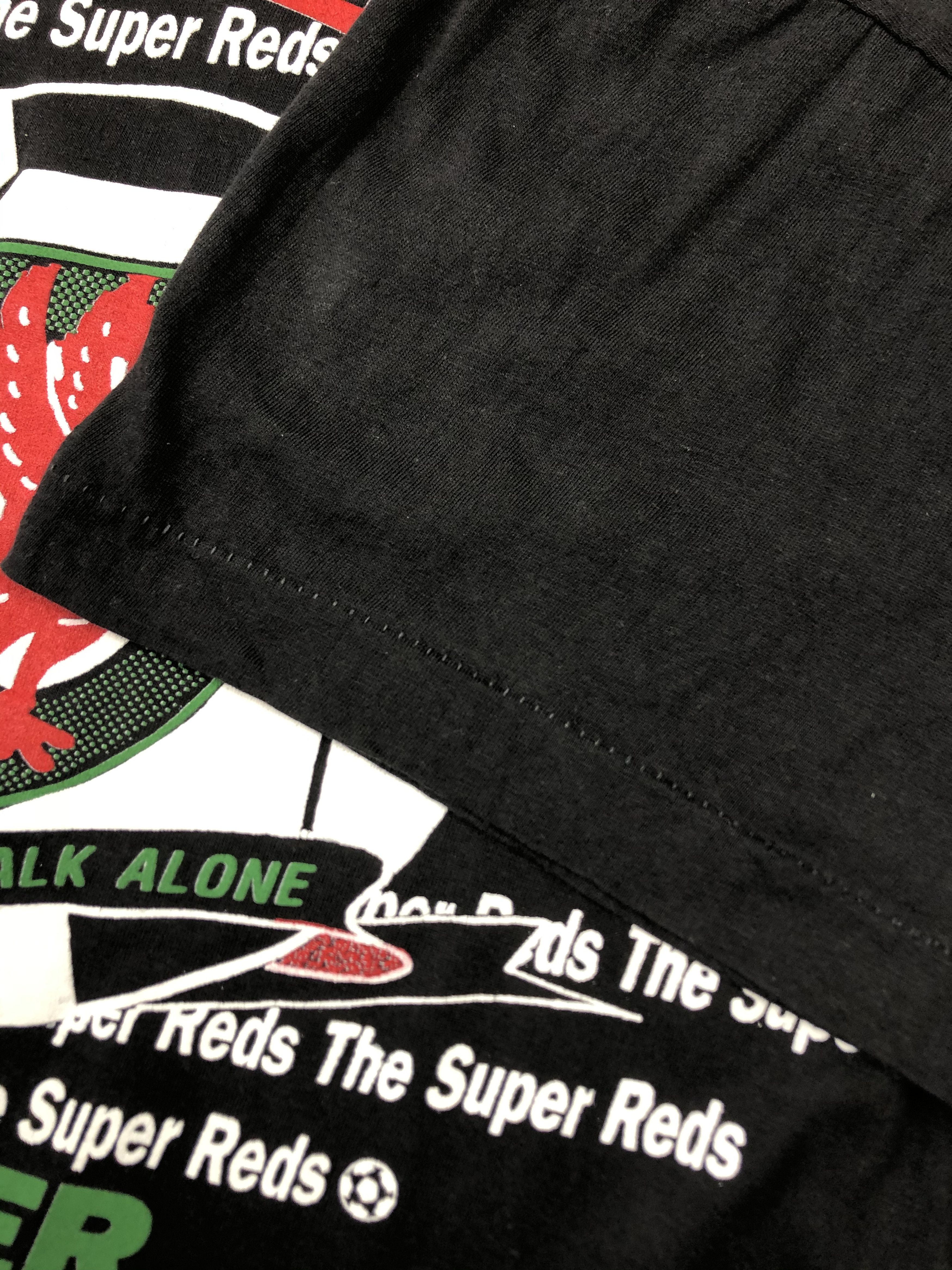 Vintage Vintage Liverpool Rare Tee Super Reds Shirt Y2K Sport Hype Size US L / EU 52-54 / 3 - 9 Thumbnail