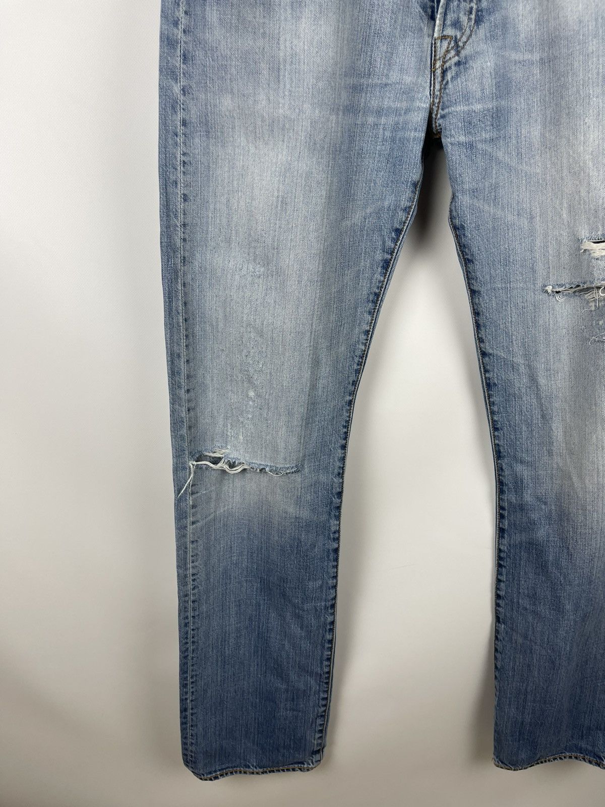Levi's Levi’s 501 vintage blue distressed denim jeans pants Size US 33 - 6 Thumbnail