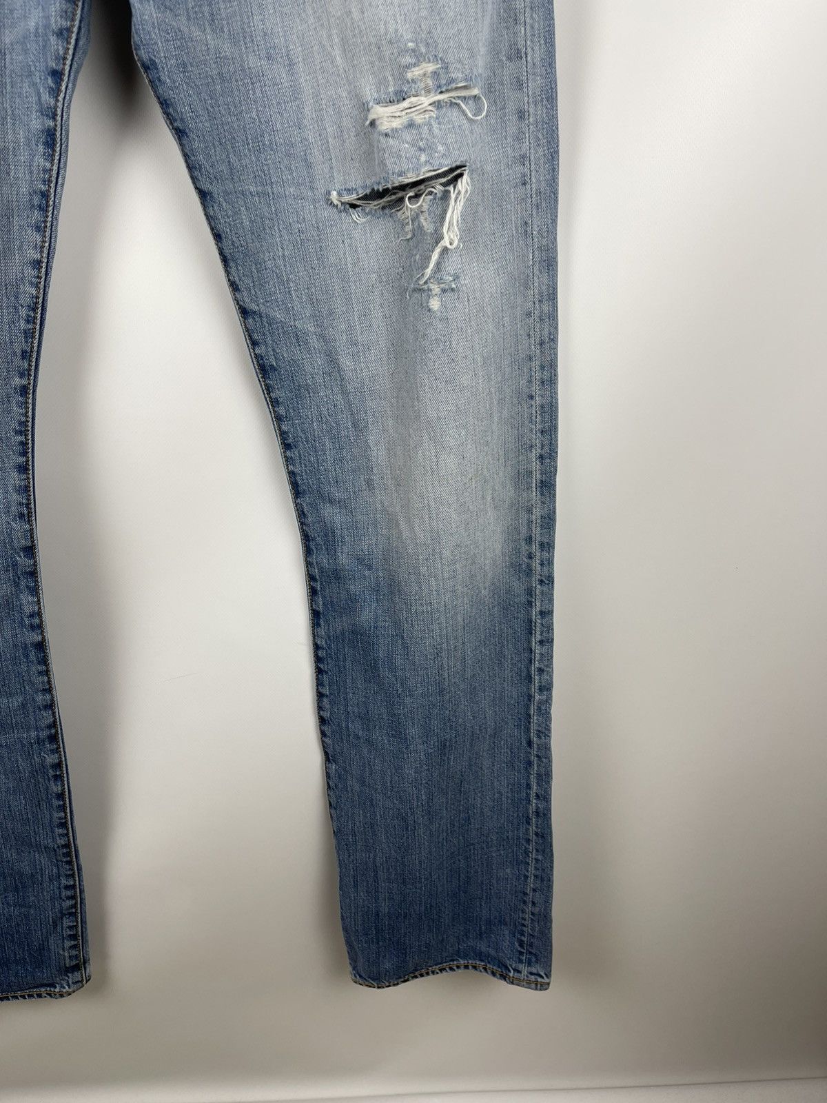 Levi's Levi’s 501 vintage blue distressed denim jeans pants Size US 33 - 5 Thumbnail