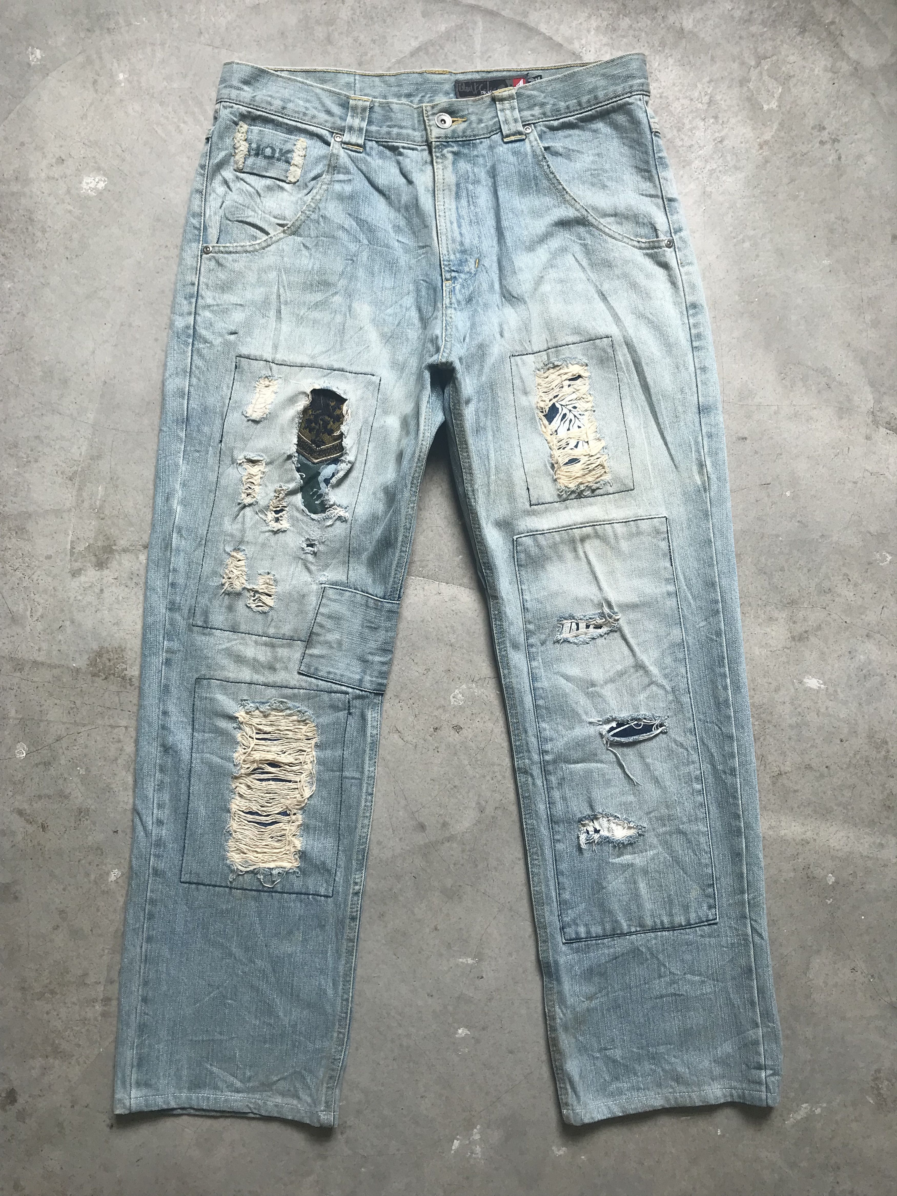 image of Statement Jeans D41 Quicksilver Patchwork Distressed Denim in Light Wash, Men's (Size 33)