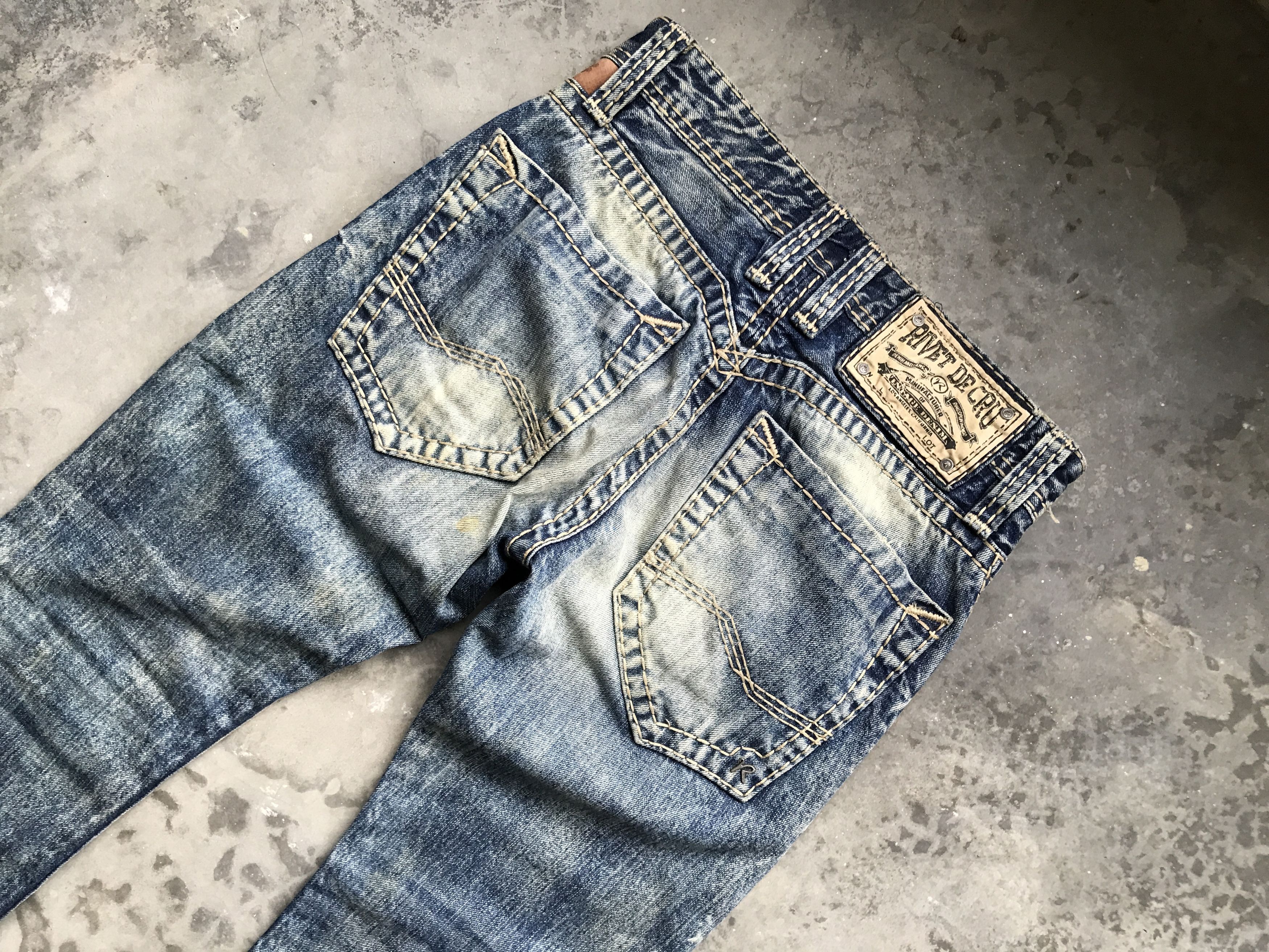 Japanese Brand D54 RIVET DE CRU Skinny Distressed Faded Jeans Size US 29 - 12 Thumbnail