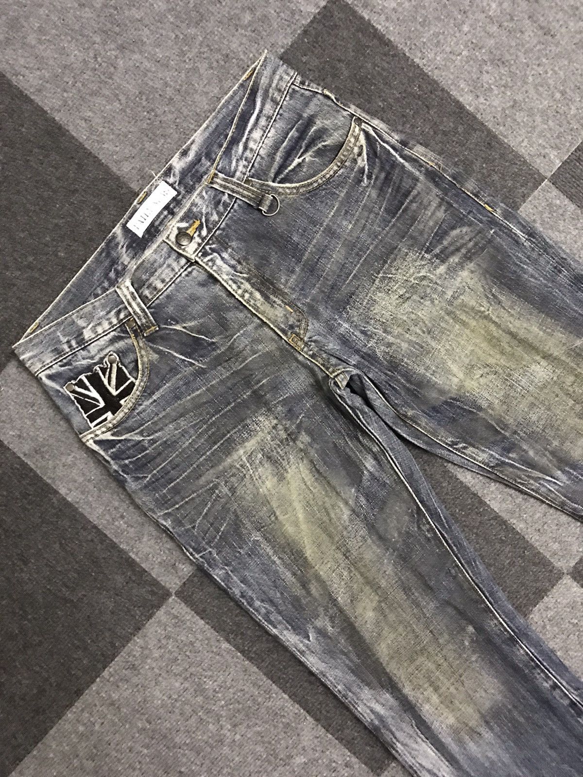 Japanese Brand × Seditionaries D124 DAILY NEWS Dirty Style Thunder Fades Jeans Size US 32 / EU 48 - 2 Thumbnail