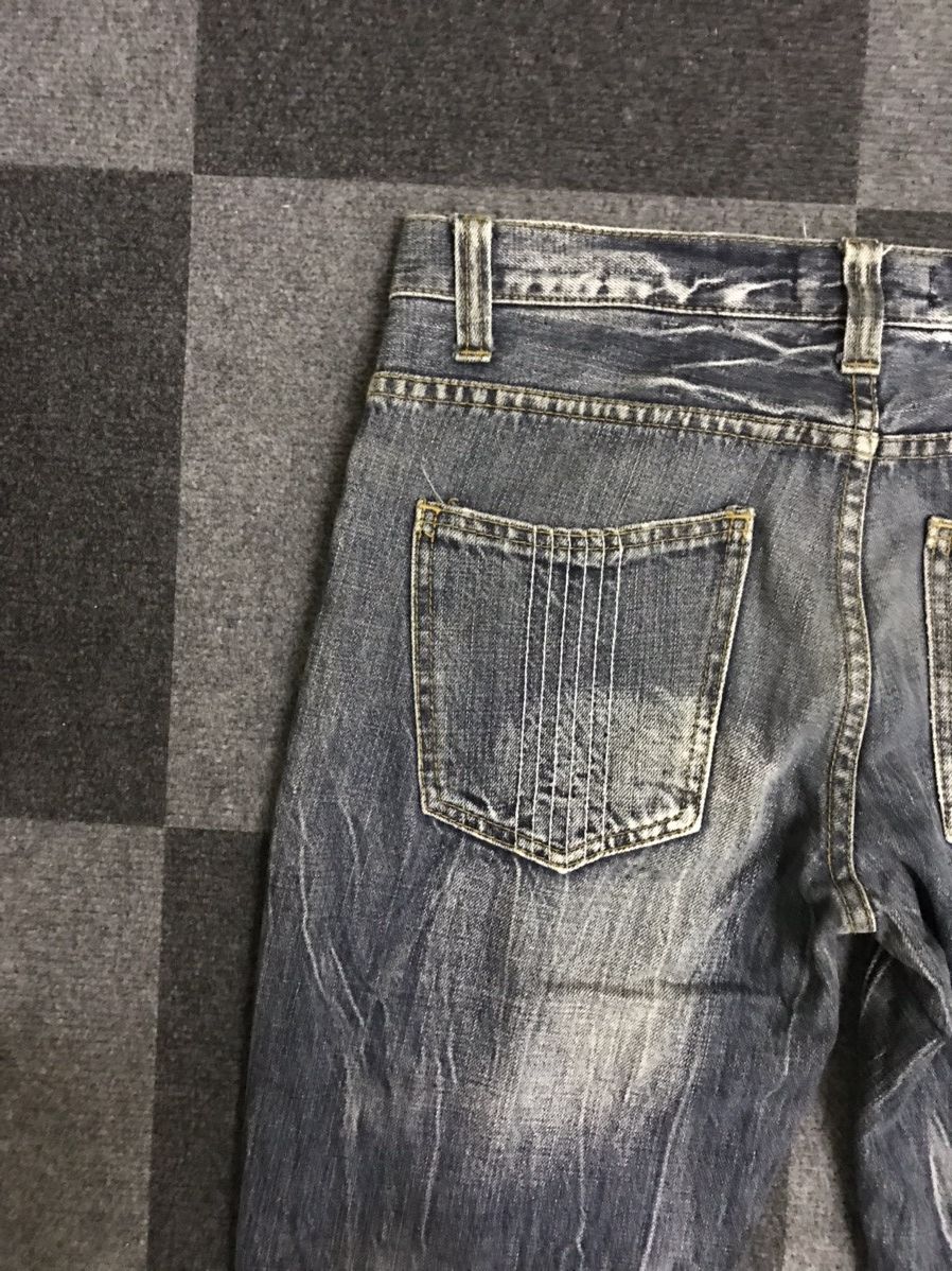 Japanese Brand × Seditionaries D124 DAILY NEWS Dirty Style Thunder Fades Jeans Size US 32 / EU 48 - 14 Thumbnail
