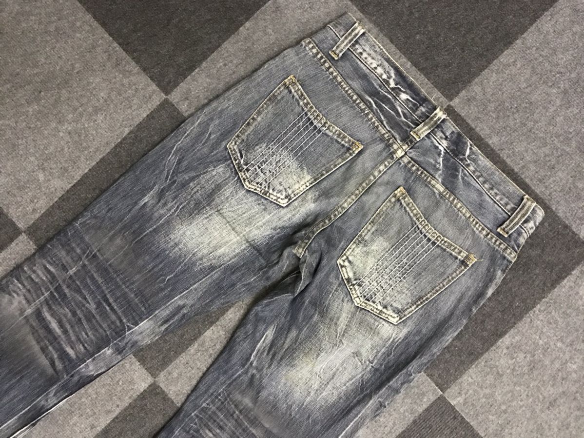 Japanese Brand × Seditionaries D124 DAILY NEWS Dirty Style Thunder Fades Jeans Size US 32 / EU 48 - 10 Thumbnail