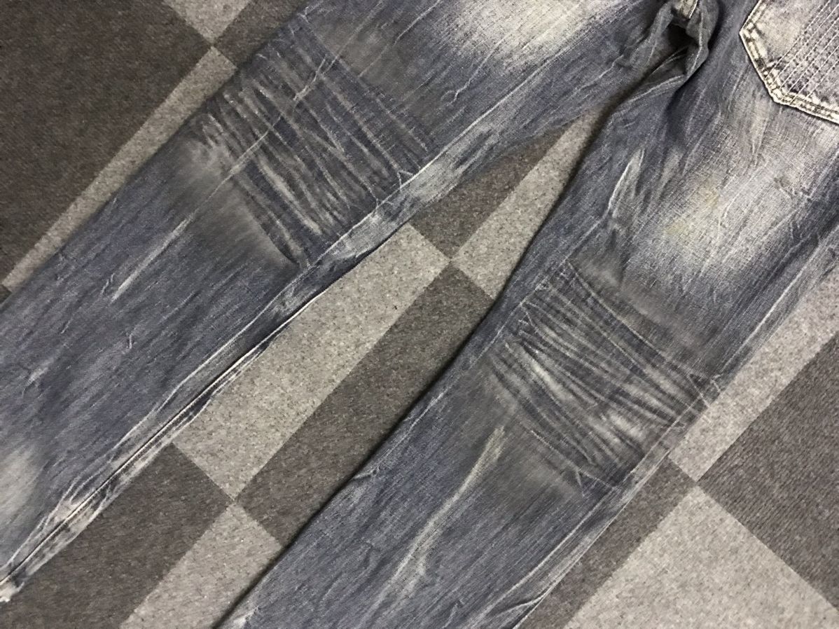 Japanese Brand × Seditionaries D124 DAILY NEWS Dirty Style Thunder Fades Jeans Size US 32 / EU 48 - 11 Thumbnail