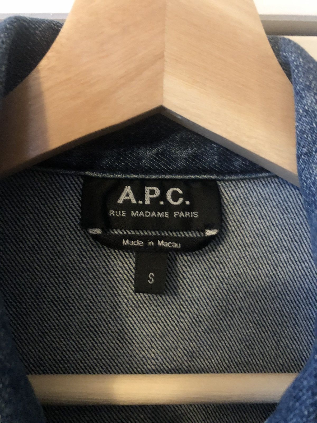 A.P.C. 12.75oz Stonewashed Denim Jacket Size US S / EU 44-46 / 1 - 3 Thumbnail