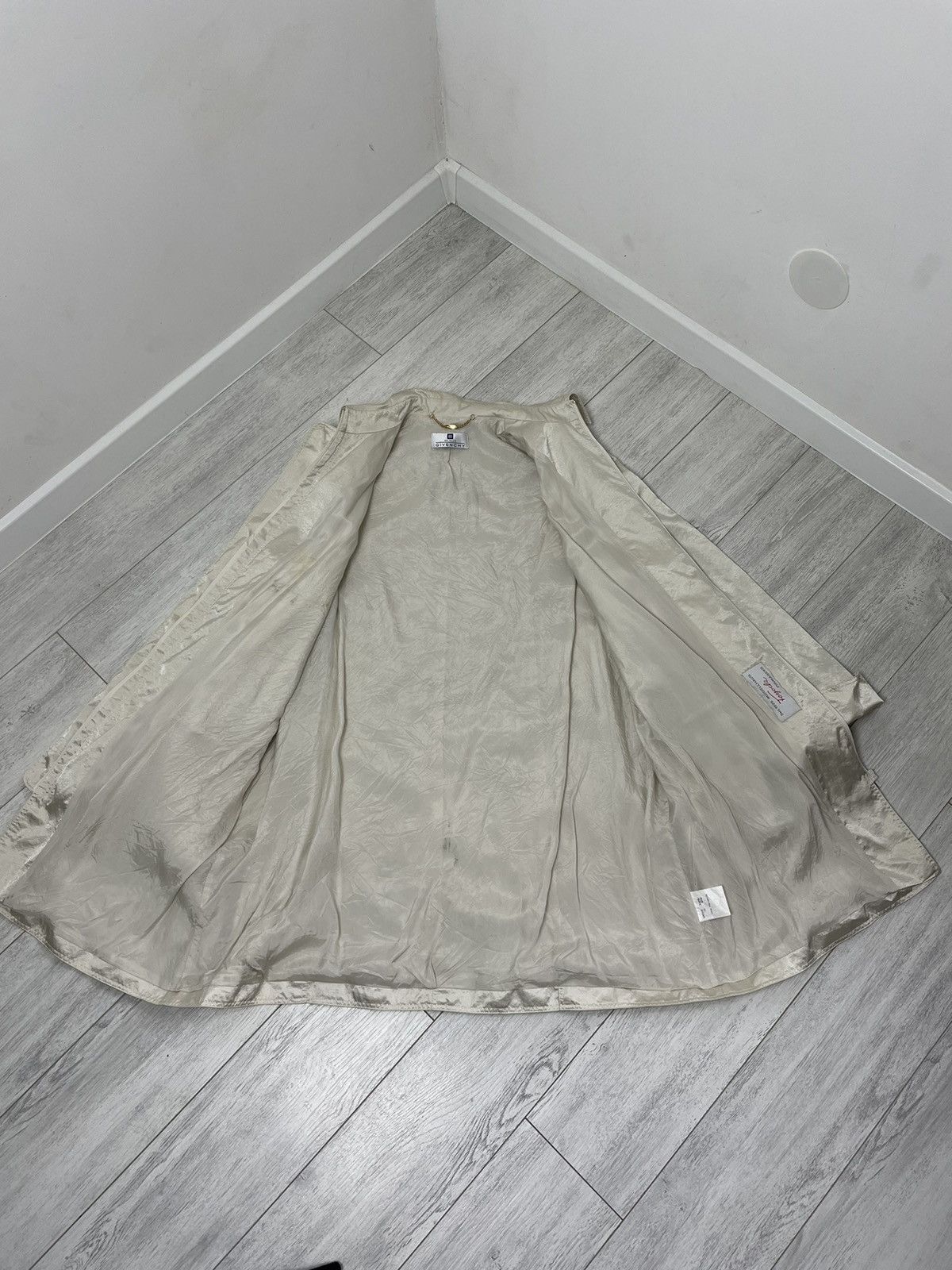 Givenchy Givenchy EN Pluse Archive Trench Jacket Size US M / EU 48-50 / 2 - 11 Thumbnail