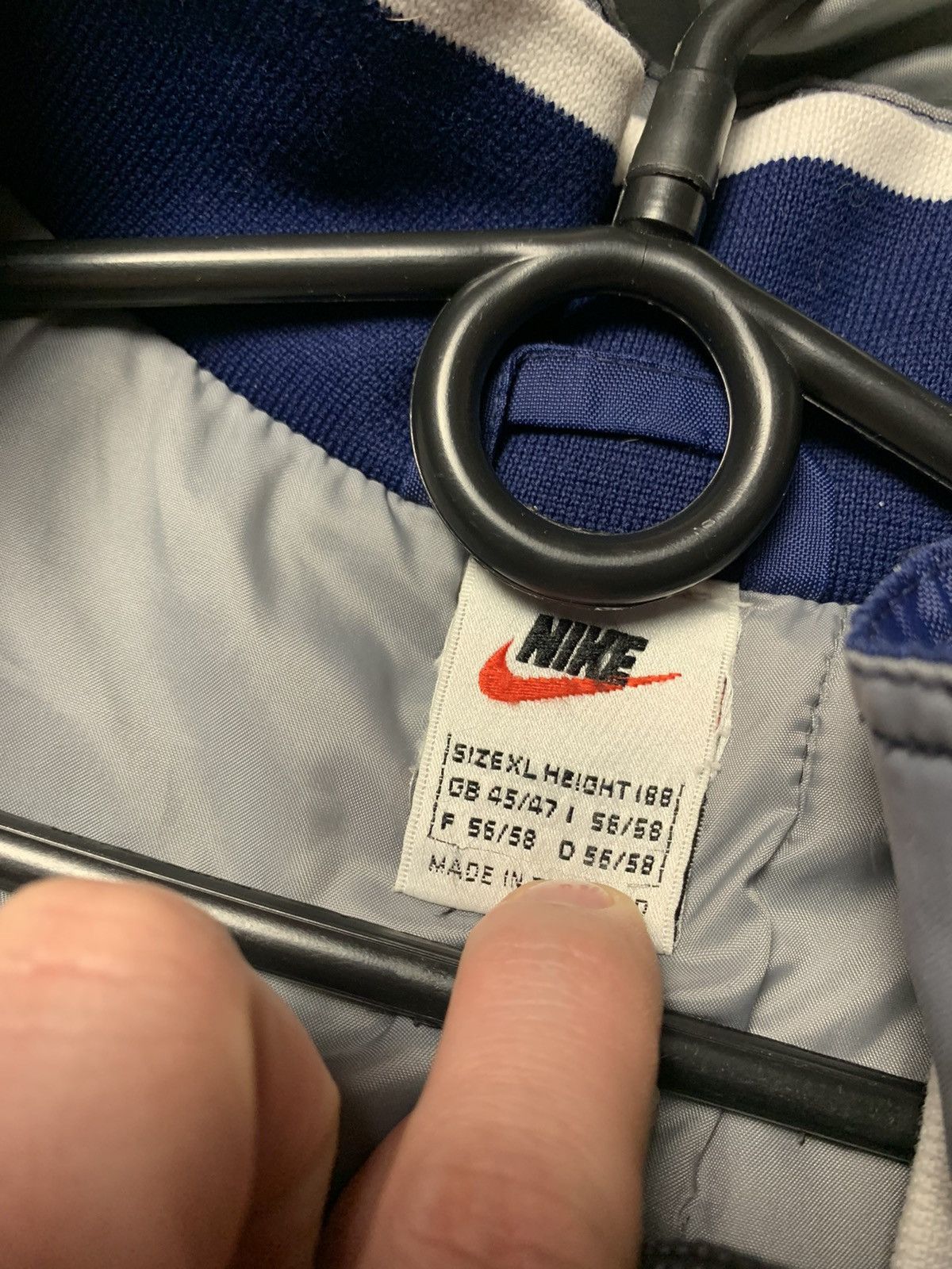 Vintage Vintage Nike jacket parka big logo size XL Size US XL / EU 56 / 4 - 9 Thumbnail