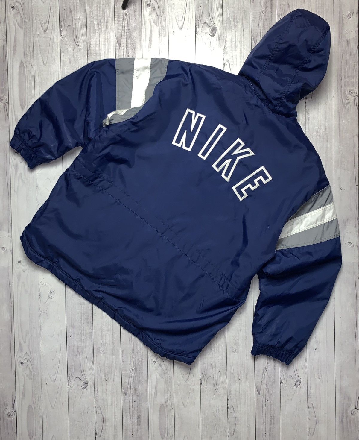 Vintage Vintage Nike jacket parka big logo size XL Size US XL / EU 56 / 4 - 1 Thumbnail