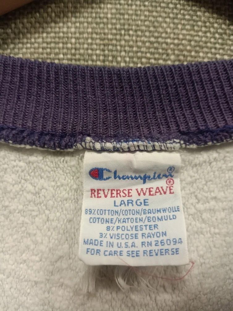 Champion vintage 90s sweatshirt champion reverse weave spellout Size US M / EU 48-50 / 2 - 4 Thumbnail