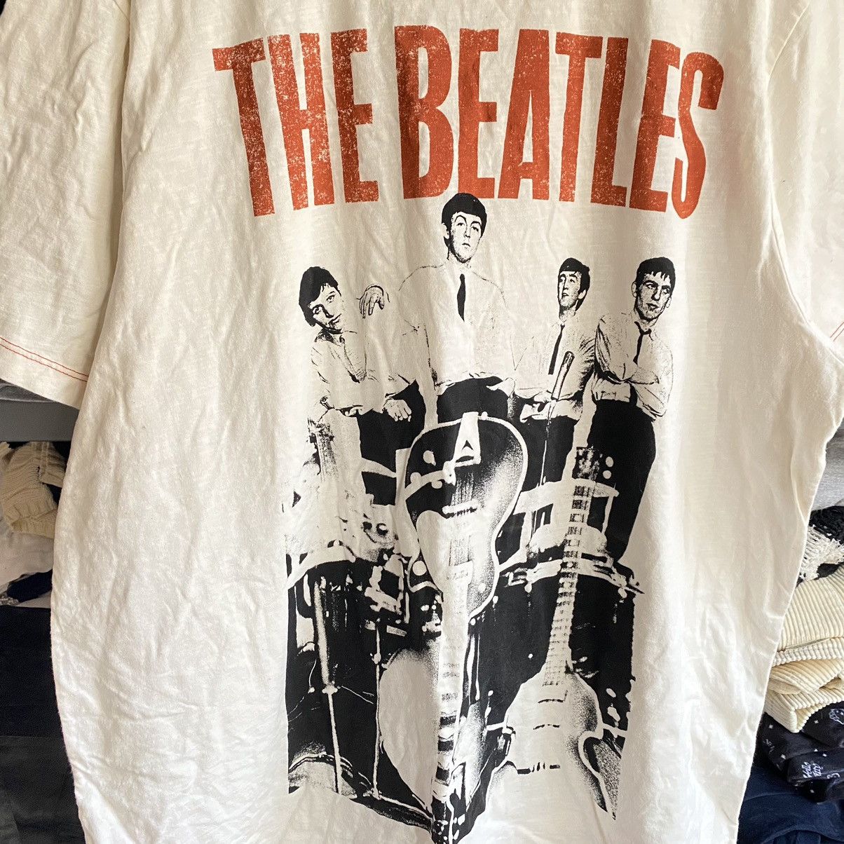 Band Tees THE BEATLES RETRO PRINTED BAND ENGLAND T SHIRT Size US XL / EU 56 / 4 - 2 Thumbnail