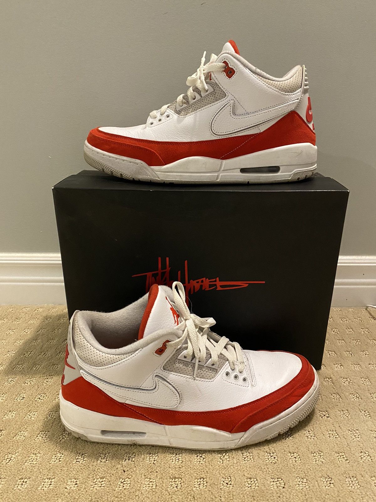 Jordan Brand Nike Air Jordan x Tinker Hadfield Retro 3 Red & White Size US 12 / EU 45 - 2 Thumbnail