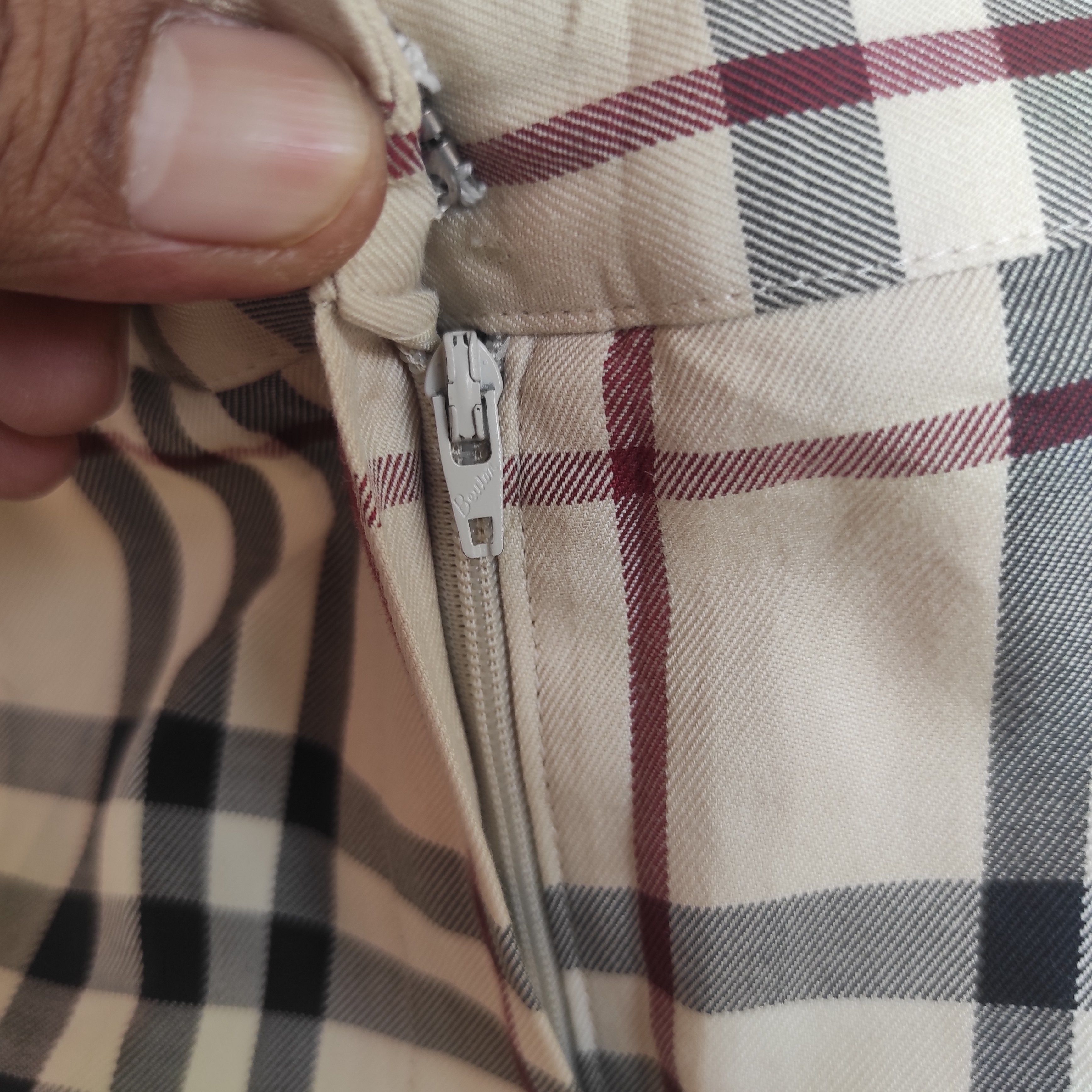 Burberry Burberry Novacheck Pants Size 27" / US 4 / IT 40 - 7 Thumbnail