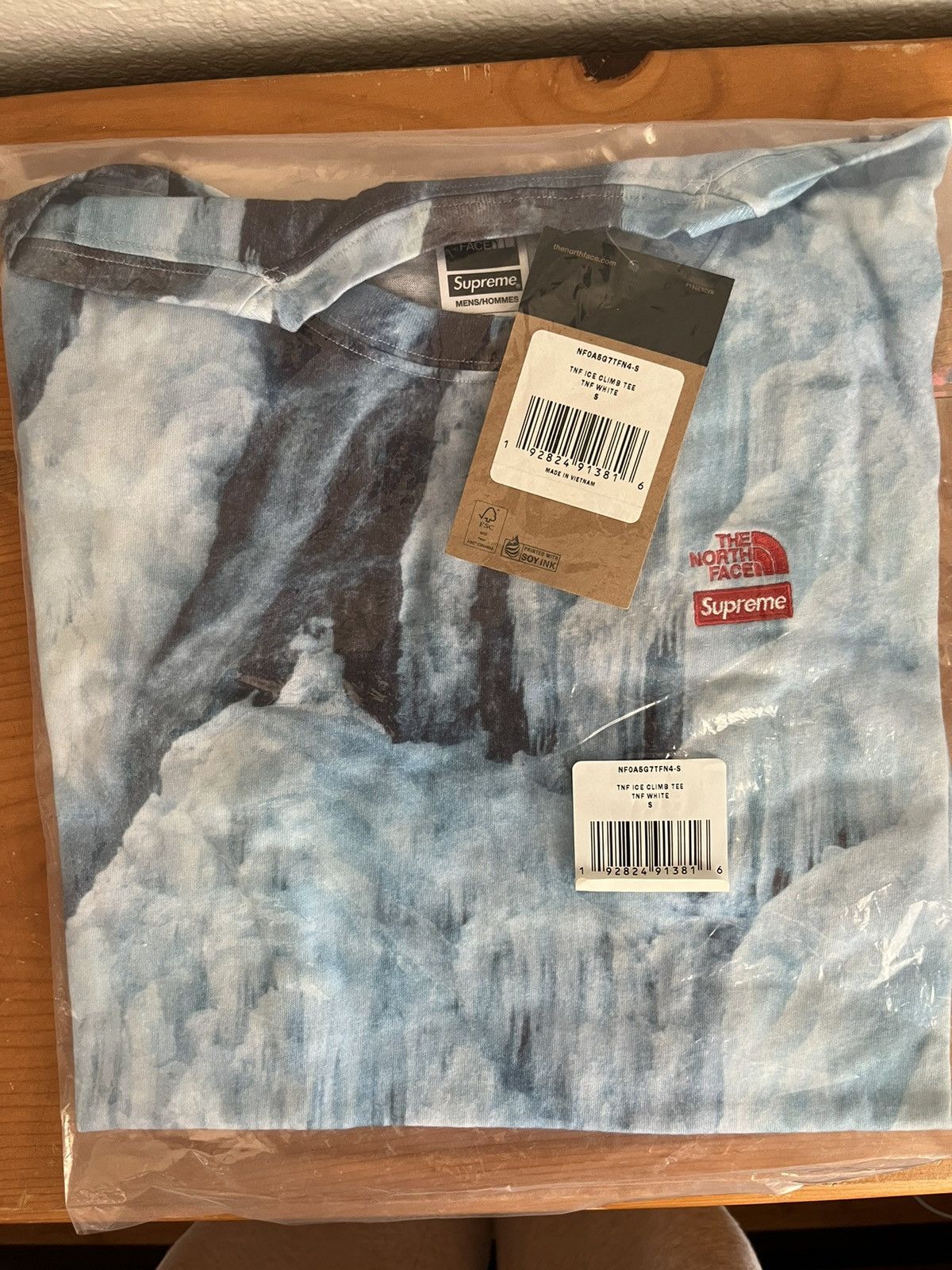 Supreme North Face Ice Climb | Grailed