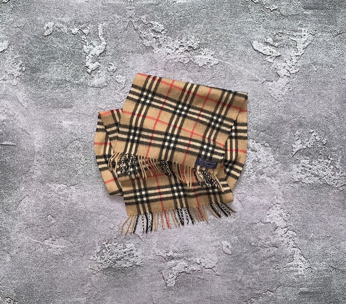 Burberry × Designer Burberry Burberry’s of London 100% cashmere scarf / muffler Size ONE SIZE - 1 Thumbnail