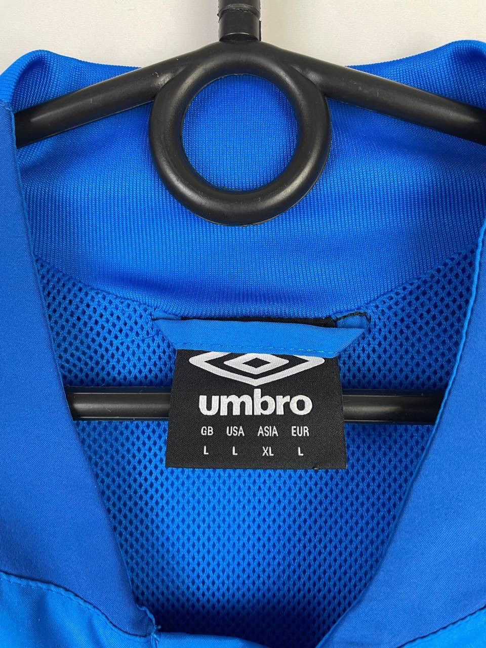 Umbro Umbro Schalke vintage sweatshirt size L Size US L / EU 52-54 / 3 - 2 Thumbnail