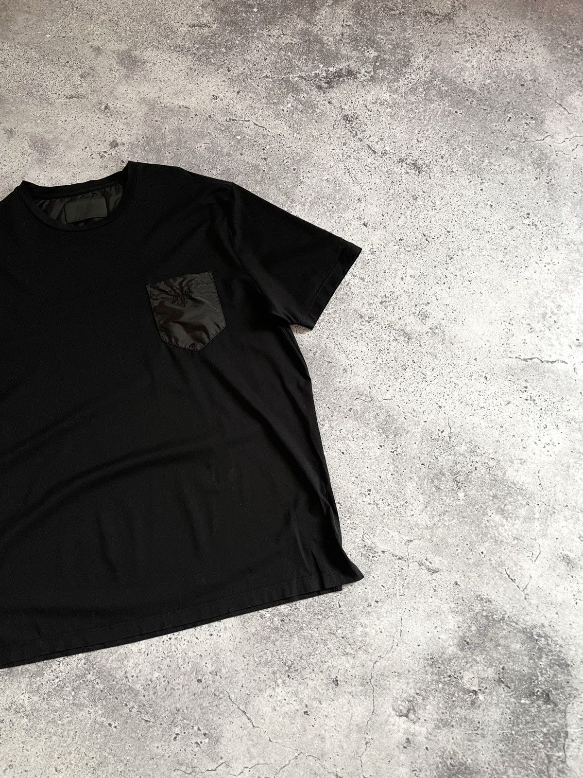 Prada Prada Nylon Pocket T-shirt Size US XXL / EU 58 / 5 - 3 Thumbnail