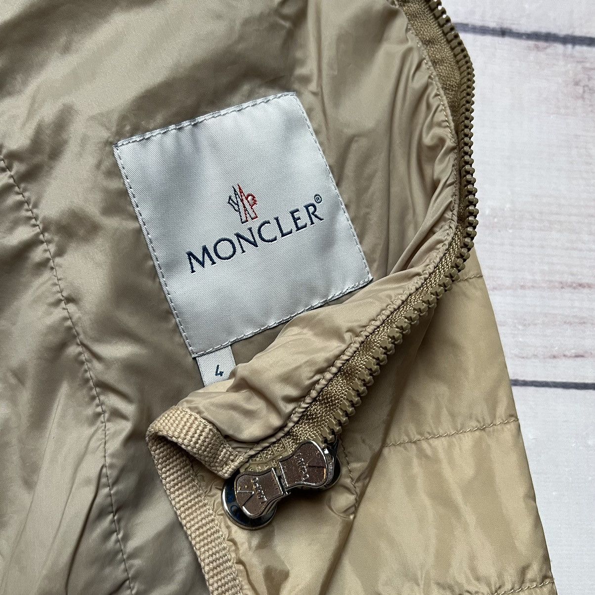 Moncler Moncler Puffer Light Jacket Beige M Logo Y2K Size M / US 6-8 / IT 42-44 - 6 Thumbnail