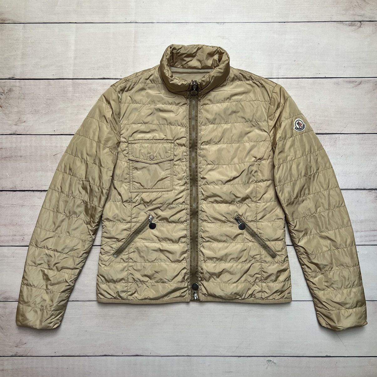 Moncler Moncler Puffer Light Jacket Beige M Logo Y2K Size M / US 6-8 / IT 42-44 - 1 Thumbnail