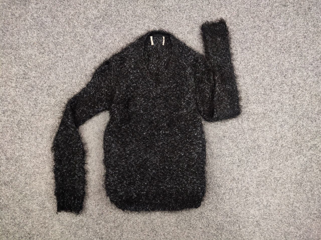 Japanese Brand Vintage 90's Japanese Black Mohair Style Fuzzy Sweater Size US S / EU 44-46 / 1 - 10 Thumbnail