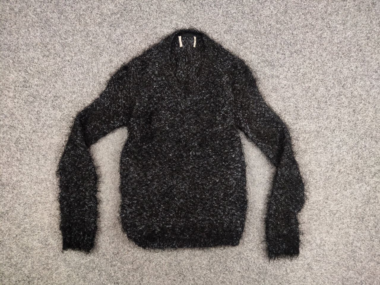 Japanese Brand Vintage 90's Japanese Black Mohair Style Fuzzy Sweater Size US S / EU 44-46 / 1 - 11 Thumbnail