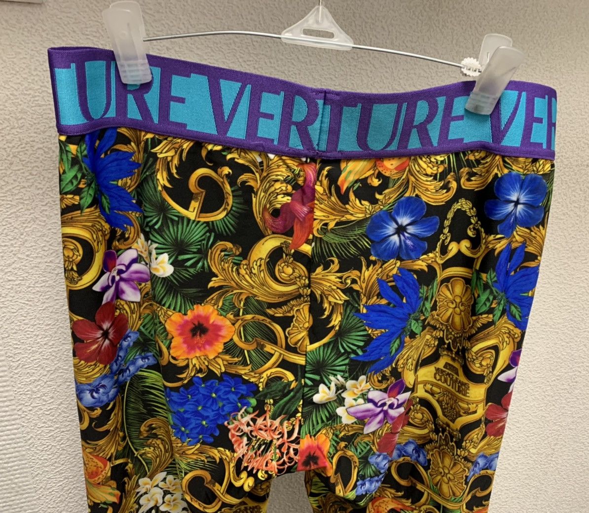 Versace Jeans Couture Versace jeans couture fullprint leggings Medusa women Size 32" / US 10 / IT 46 - 6 Thumbnail