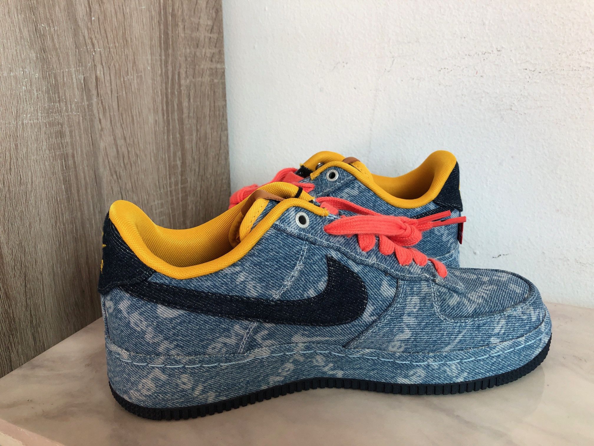 Levi's × Nike Nike x Levi's Air Force 1 Low Exclusive Denim Sneakers Size US 6 / EU 39 - 5 Thumbnail
