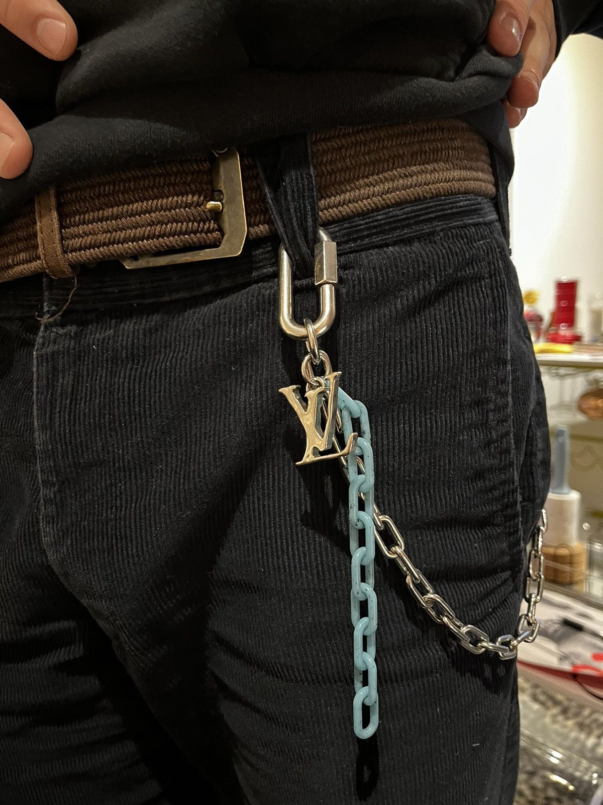 Louis Vuitton × Virgil Abloh Louis Vuitton X Virgil Wallet key chain ...