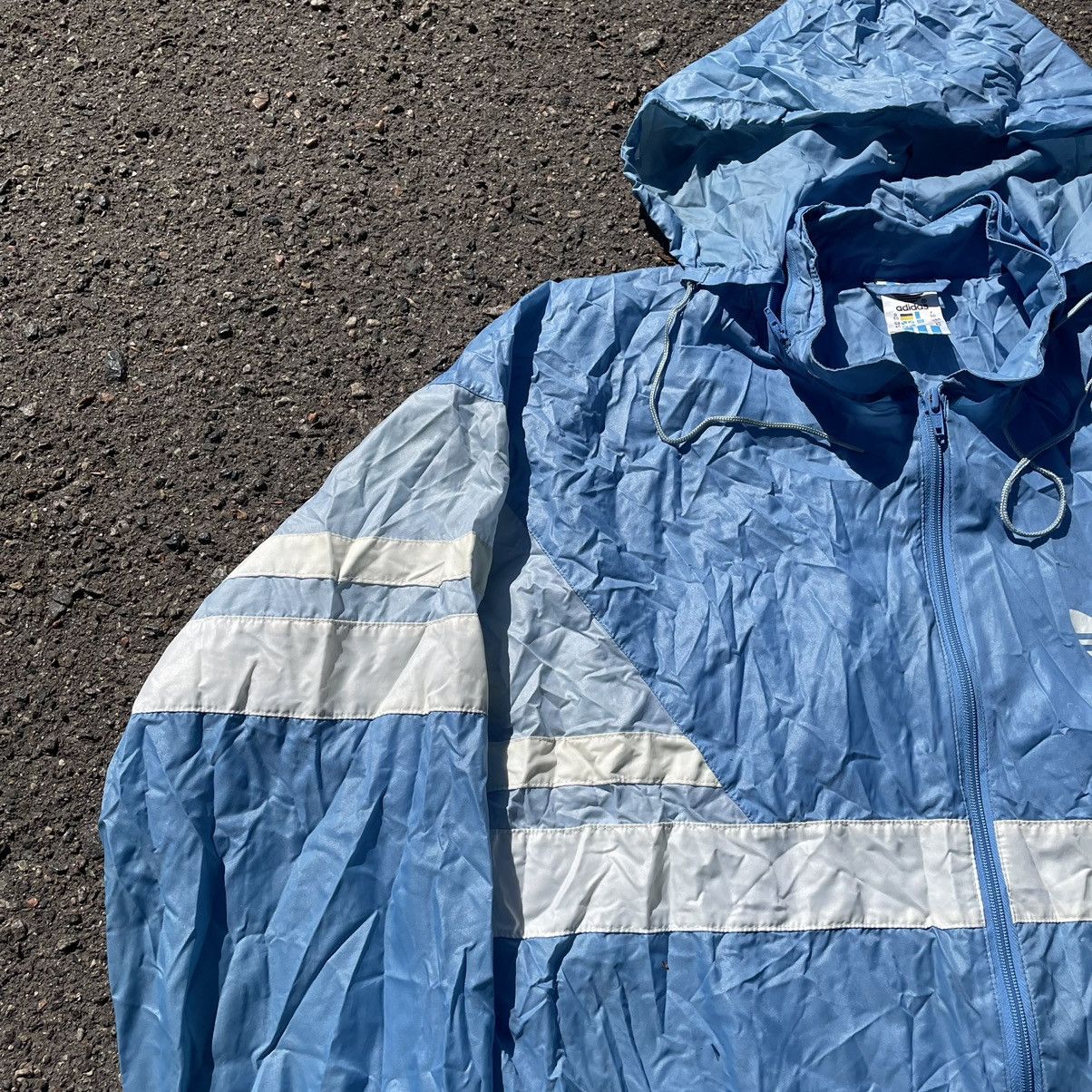Vintage Vintage 90s Adidas Windbreaker Jacket Striped Streetwear L Size US L / EU 52-54 / 3 - 4 Thumbnail