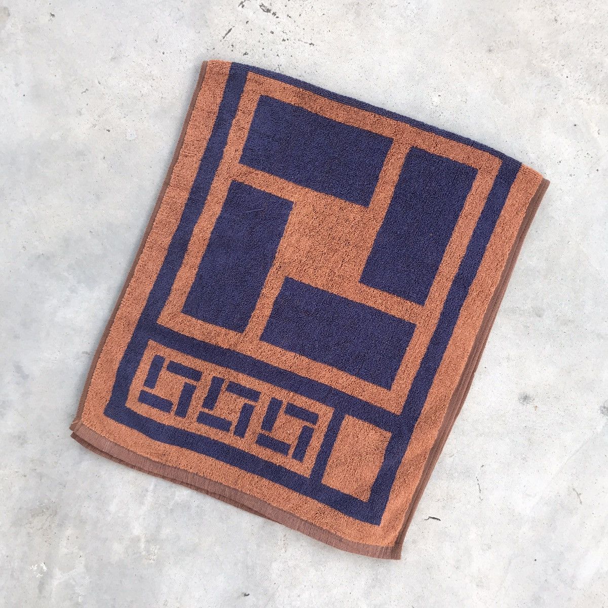 Saint Laurent Paris Yves Saint Laurent Ripoff Fendi Monogram Face Towel Size ONE SIZE - 2 Thumbnail
