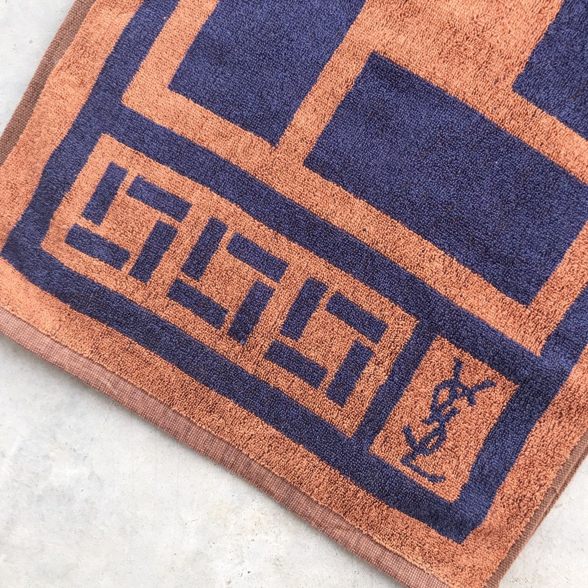 Saint Laurent Paris Yves Saint Laurent Ripoff Fendi Monogram Face Towel Size ONE SIZE - 3 Thumbnail