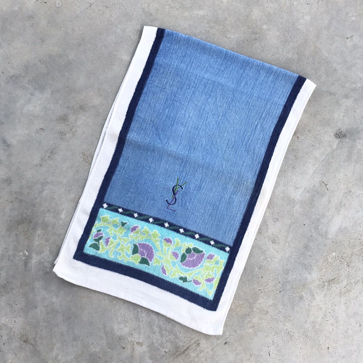 Yves Saint Laurent Hand Towel Flowers Blue
