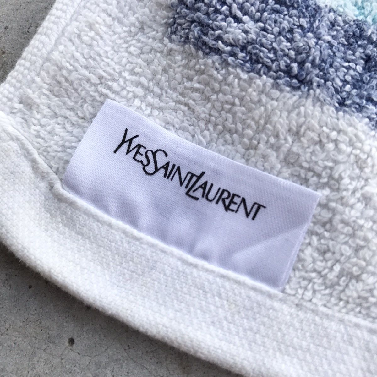 Japanese Brand × Vintage × Yves Saint Laurent Yves Saint Laurent Hand Towel Flowers Blue Size ONE SIZE - 6 Thumbnail