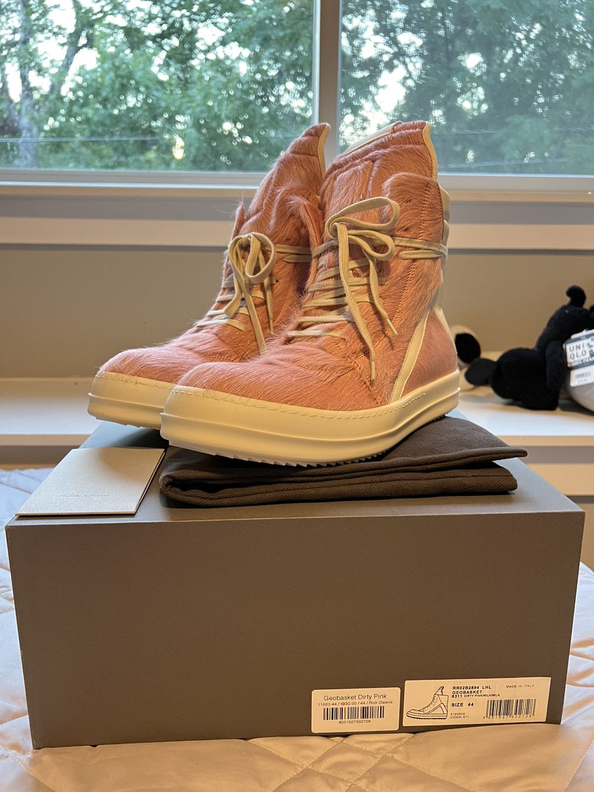 Rick Owens New FW22 Strobe Runway Pink Fur Geobasket 11 New Rick Owens New FW22 Strobe Runway Pink Fur Geobasket 11 New