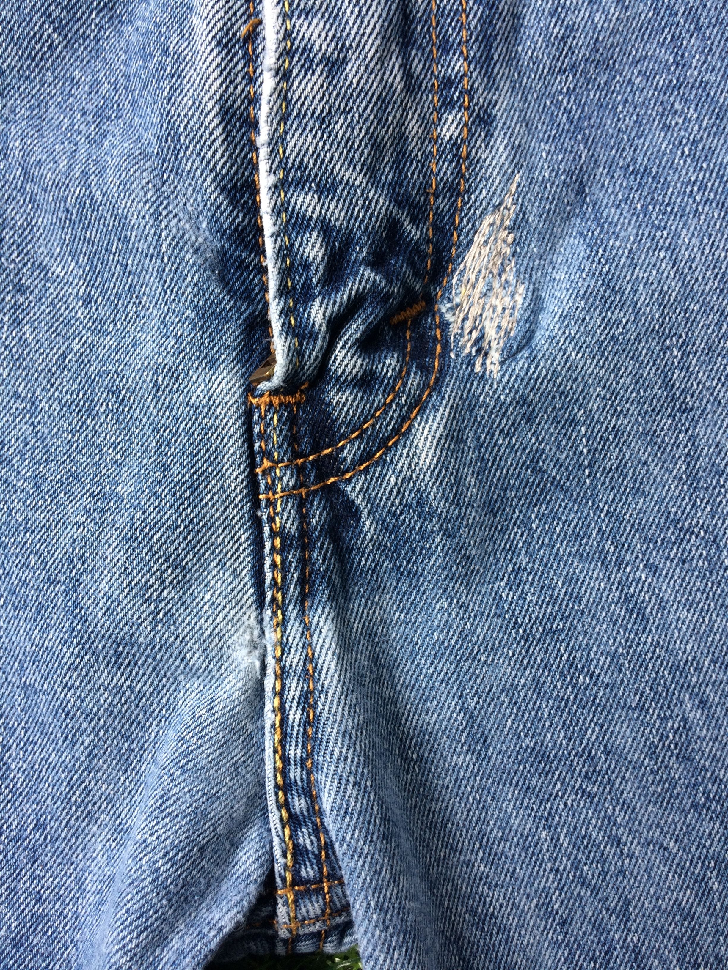 Levi's Vintage Distressed Levis 505 Jeans #B-433 Size US 37 - 4 Thumbnail