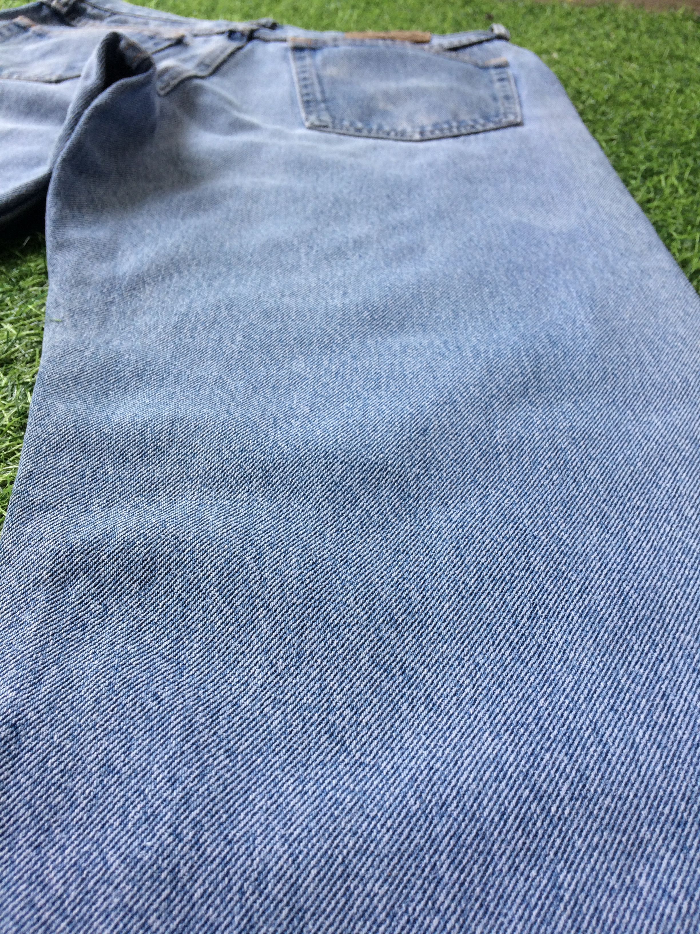 Vintage Vintage Distressed Jeans #B-311 Size US 31 - 7 Thumbnail