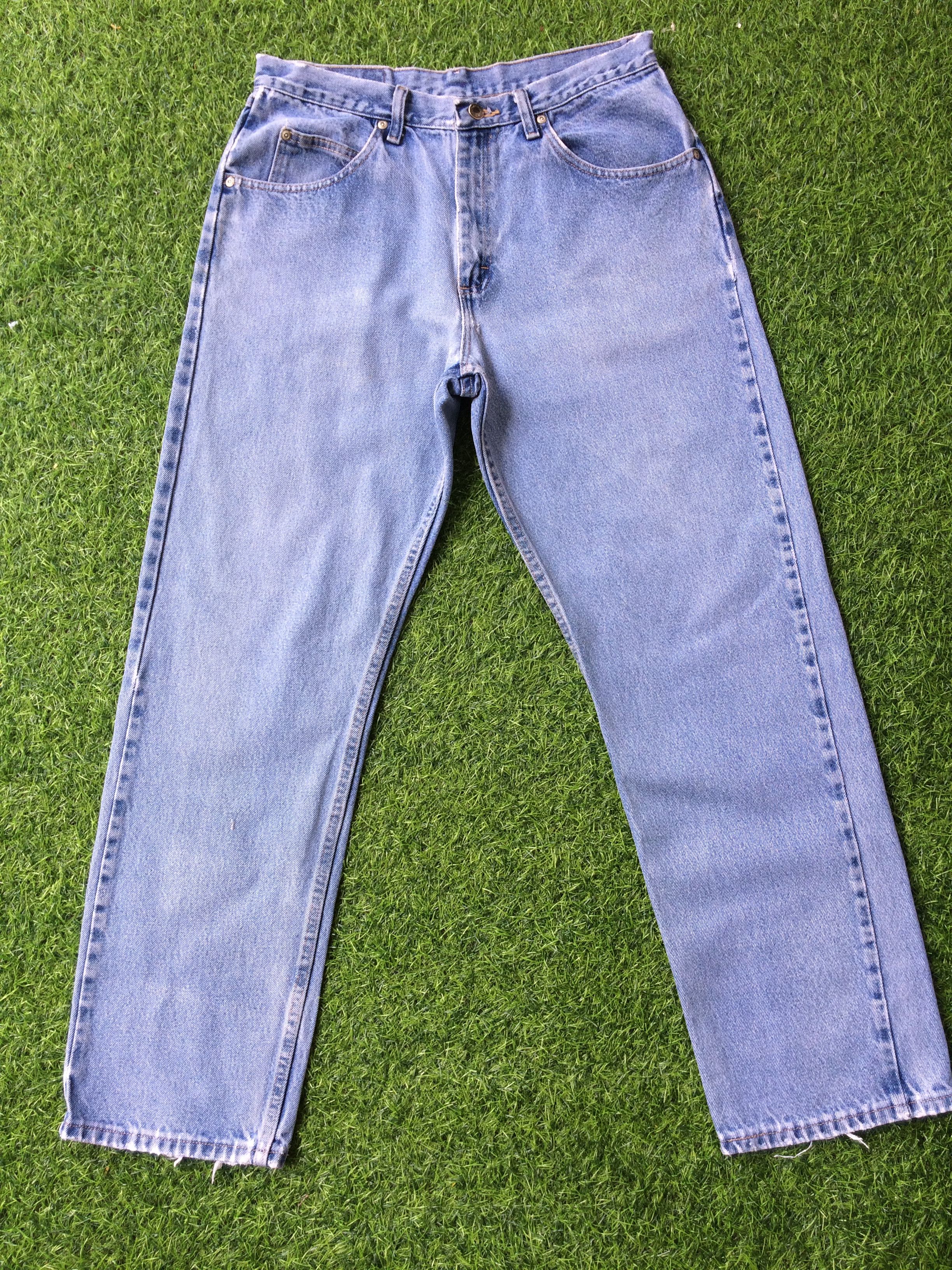 Vintage Distressed Jeans #B-311