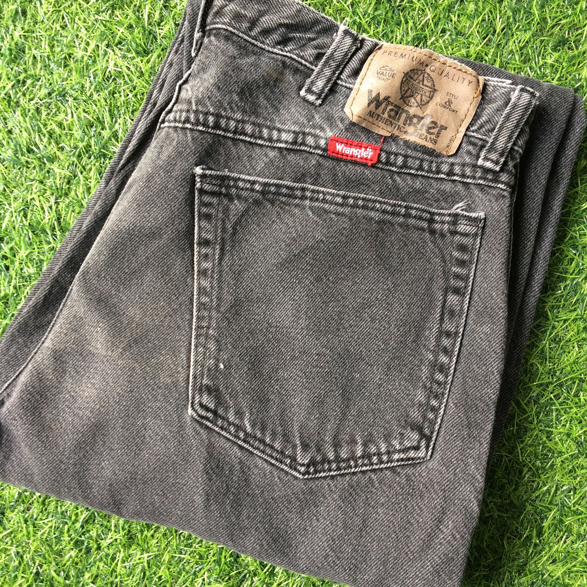 Wrangler Vintage Wrangler Western Distressed Jeans #B-512 Size US 31 - 8 Thumbnail
