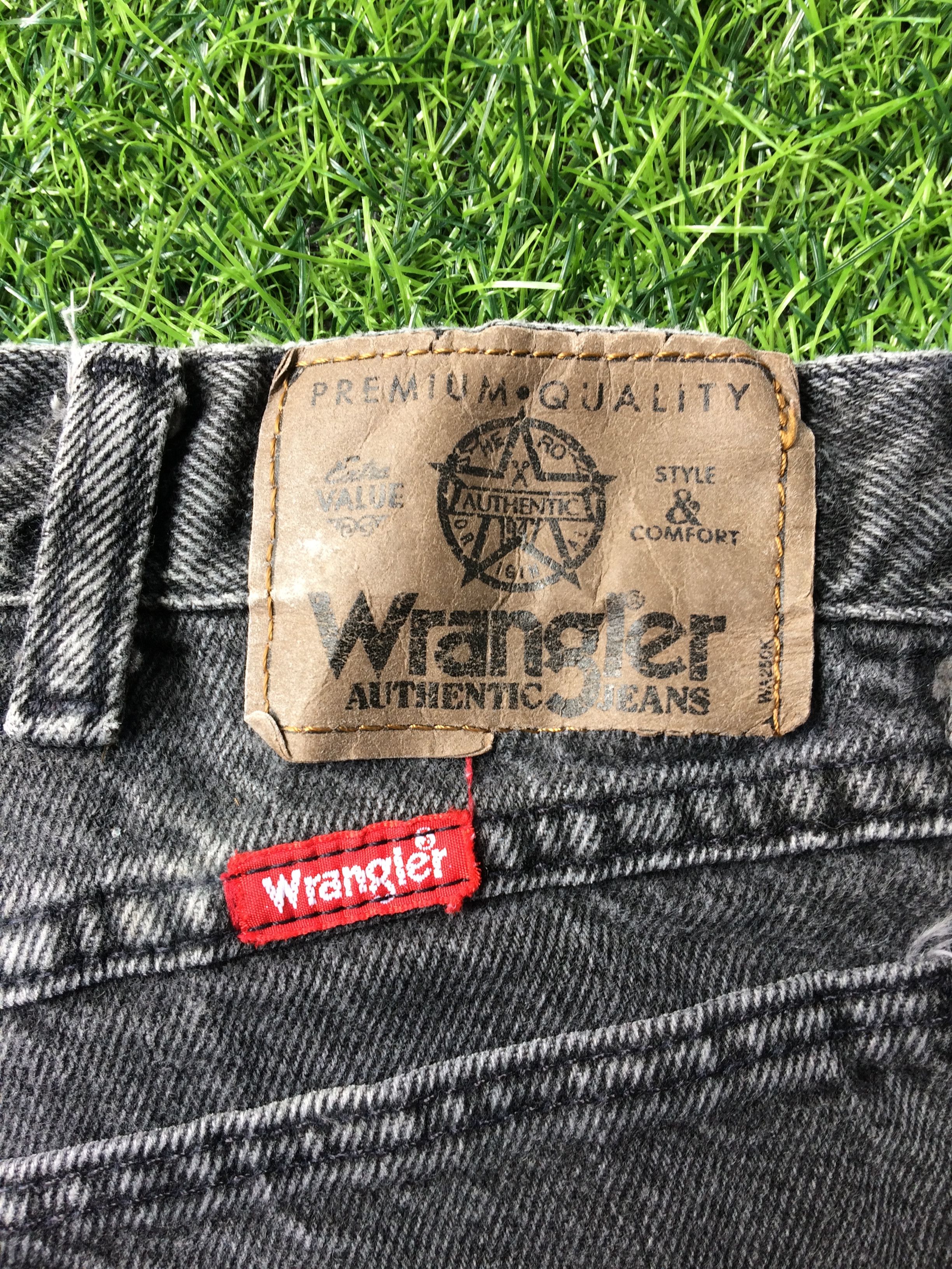 Wrangler Vintage Wrangler Western Distressed Jeans #B-512 Size US 31 - 9 Thumbnail